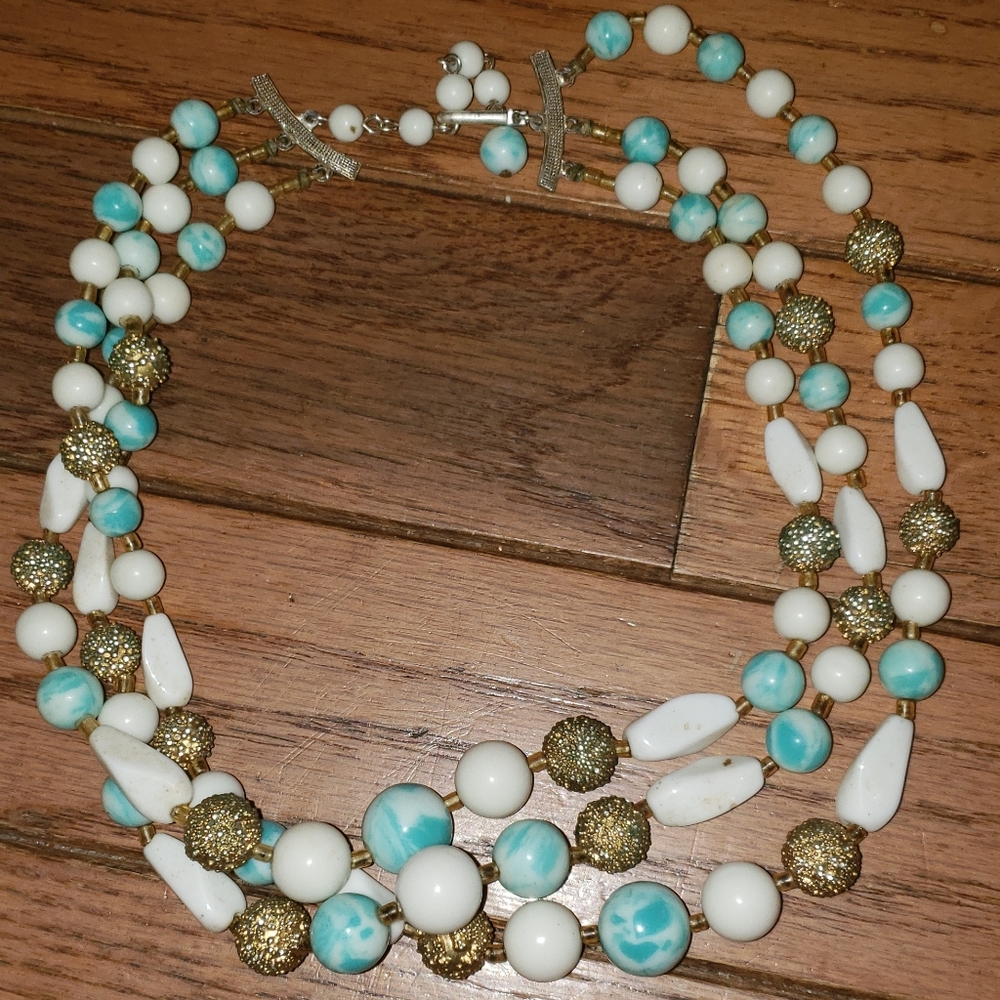 VINTAGE Turquoise and white multi strand beaded necklace
